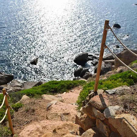 Redigrotta Villa Marina di Campo