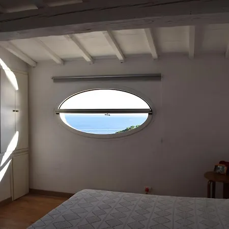 Redigrotta Villa Marina di Campo