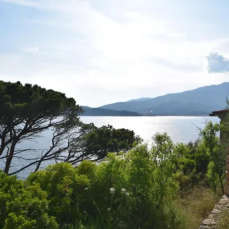 Redigrotta Villa *